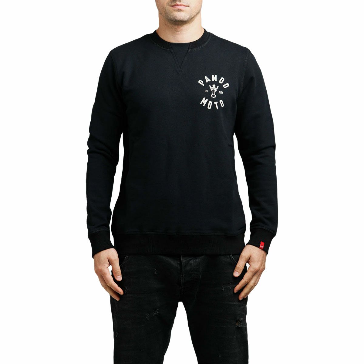 PANDO MOTO｜ジョン ウィング 01 スウェットシャツ｜ブラック｜モデル着用