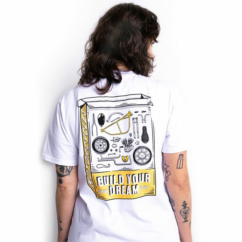 John Doe｜”BYD II” Tシャツ｜ホワイト｜モデル着用