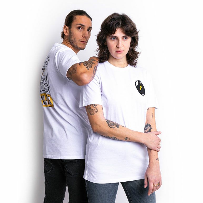 John Doe｜”BYD II” Tシャツ｜ホワイト｜モデル着用