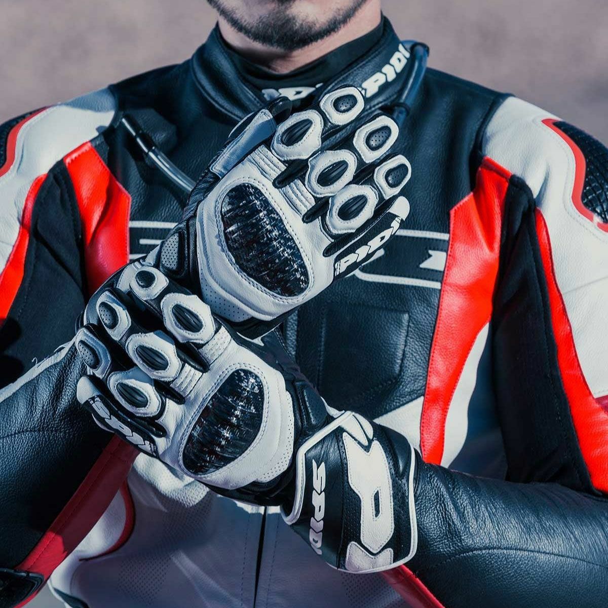 SPIDI｜カーボ 7｜3シーズン｜ブラック×ホワイト｜モデル着用