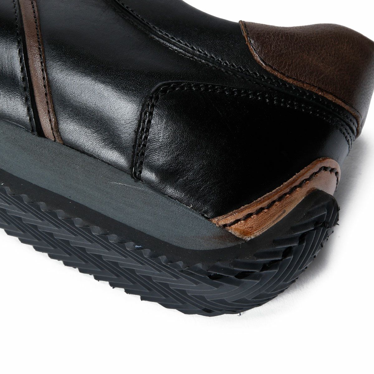 threegenerations｜2423-221｜スニーカー｜ブラック