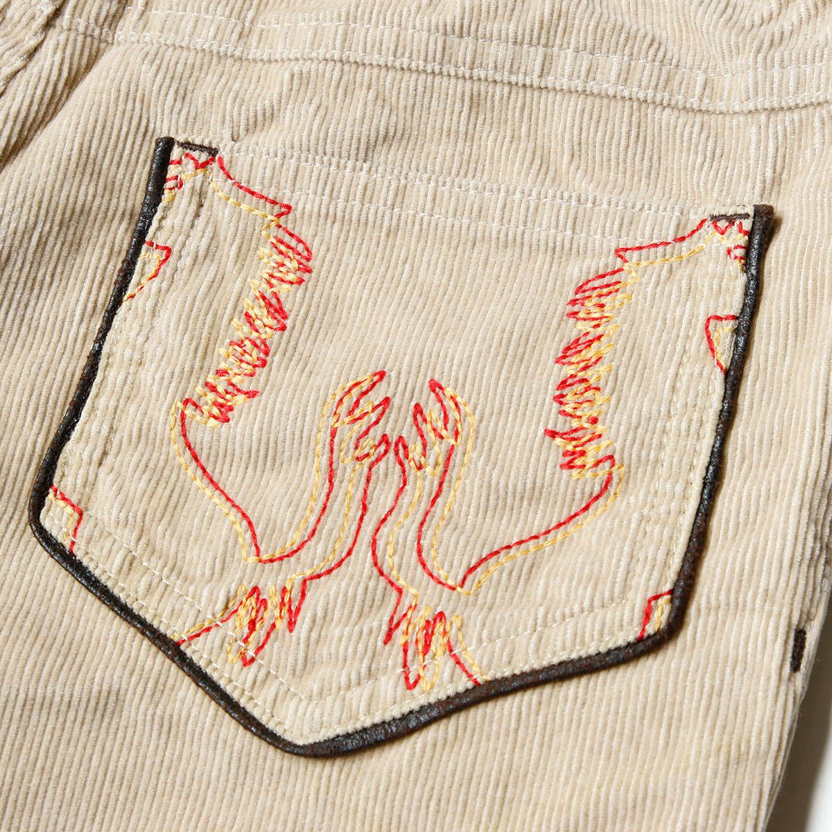 Ferrari｜フェラーリ キッズ プリント ホース パンツ｜オフホワイト