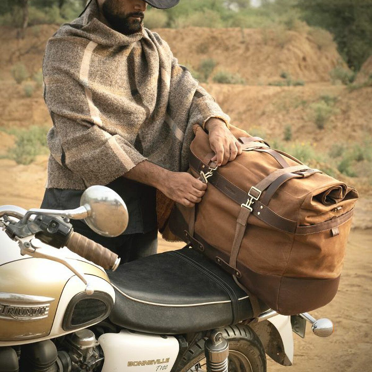 Trip Machine｜アウトロー ローグ ダッフル バッグ｜その他バッグ｜タバコブラウン｜使用イメージ