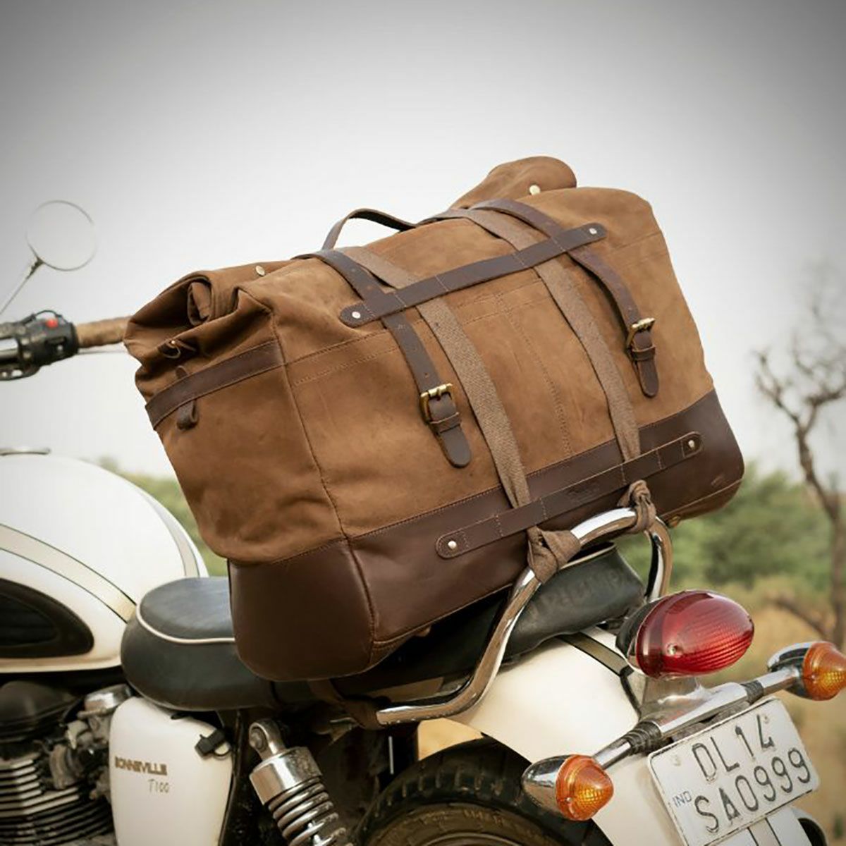 Trip Machine｜アウトロー ローグ ダッフル バッグ｜その他バッグ｜タバコブラウン｜使用イメージ