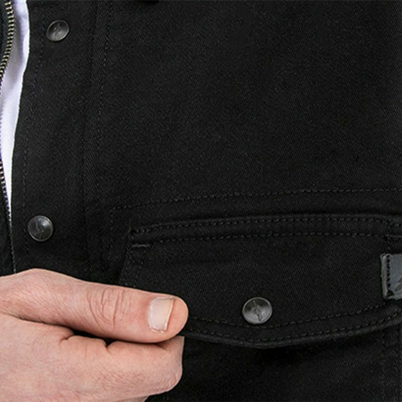 John Doe｜XTM モトシャツ プリズン｜ファブリック｜ブラック×ホワイト｜モデル着用