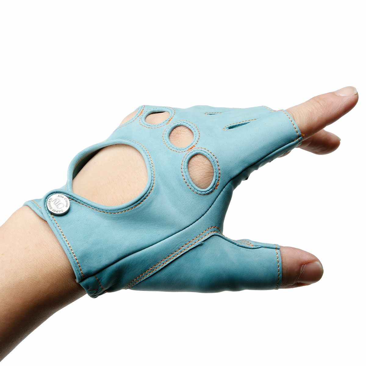 Alta Classe｜カウヌバック ドライビンググローブ｜ハーフ｜ブルー×グリーン｜モデル着用