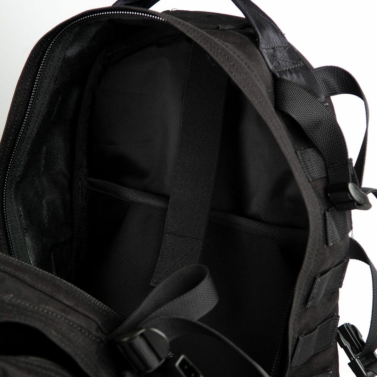 El Solitario｜E.S. タクティカル バックパック｜ブラック