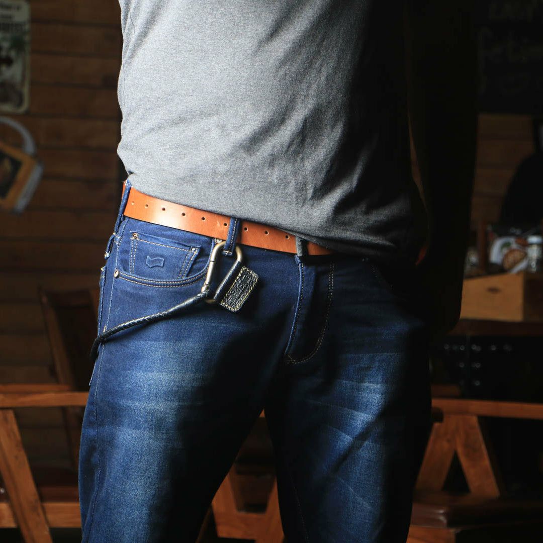 Trip Machine｜ブレイデッド キーチェーン｜財布｜ブラック｜モデル着用