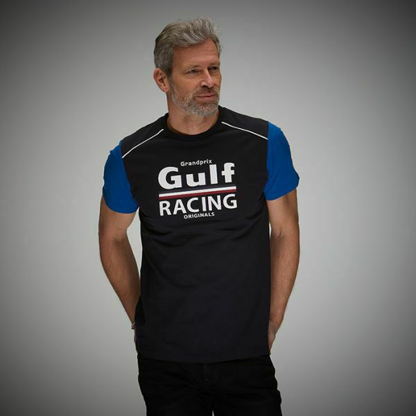 GULF｜ガルフ レーシング Tシャツ｜ネイビーブルー｜モデル着用