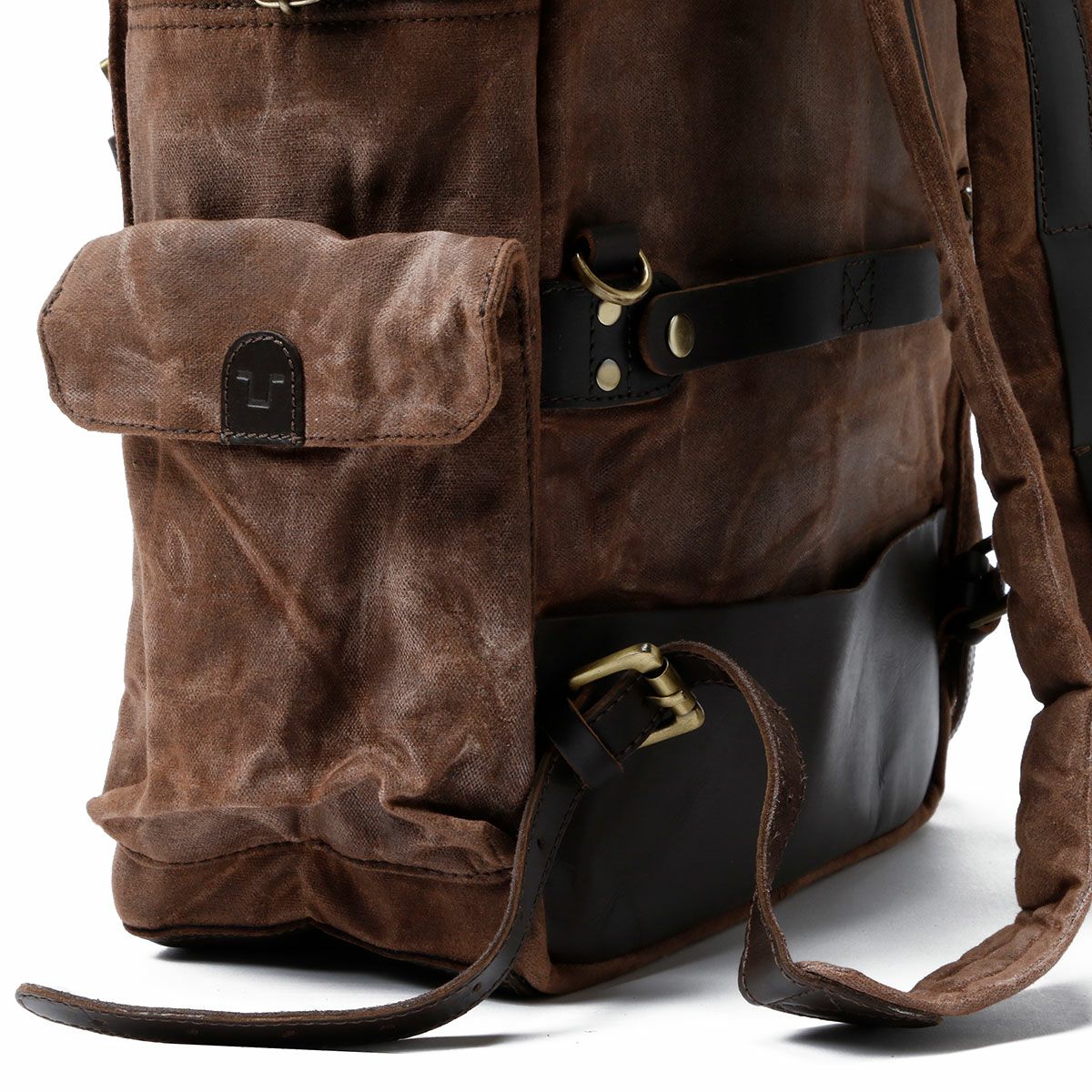 Trip Machine｜ランブラー バックパック パニア｜タバコ