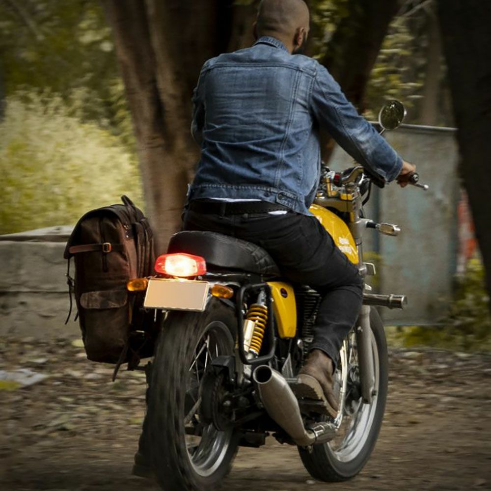 Trip Machine｜ランブラー バックパック パニア｜ダークタン｜使用イメージ