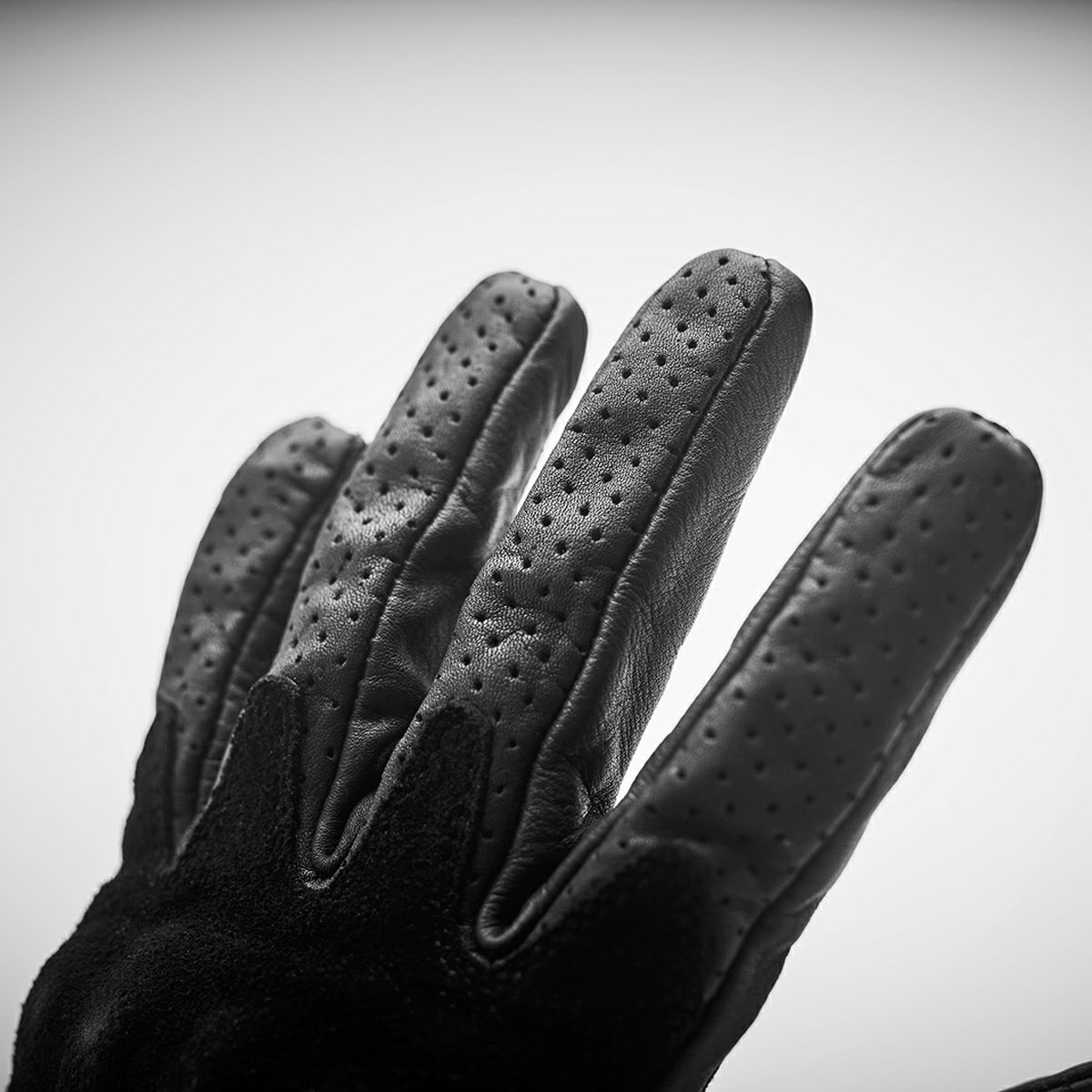 Fuel Motorcycles｜ウーマン ロデオ グローブ ｜3シーズン｜ブラック