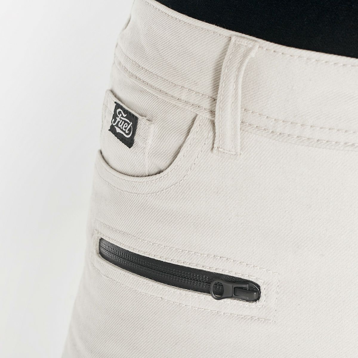 Fuel Motorcycles｜ウーマン サージェント コロニアル｜その他パンツ｜ホワイト｜着用