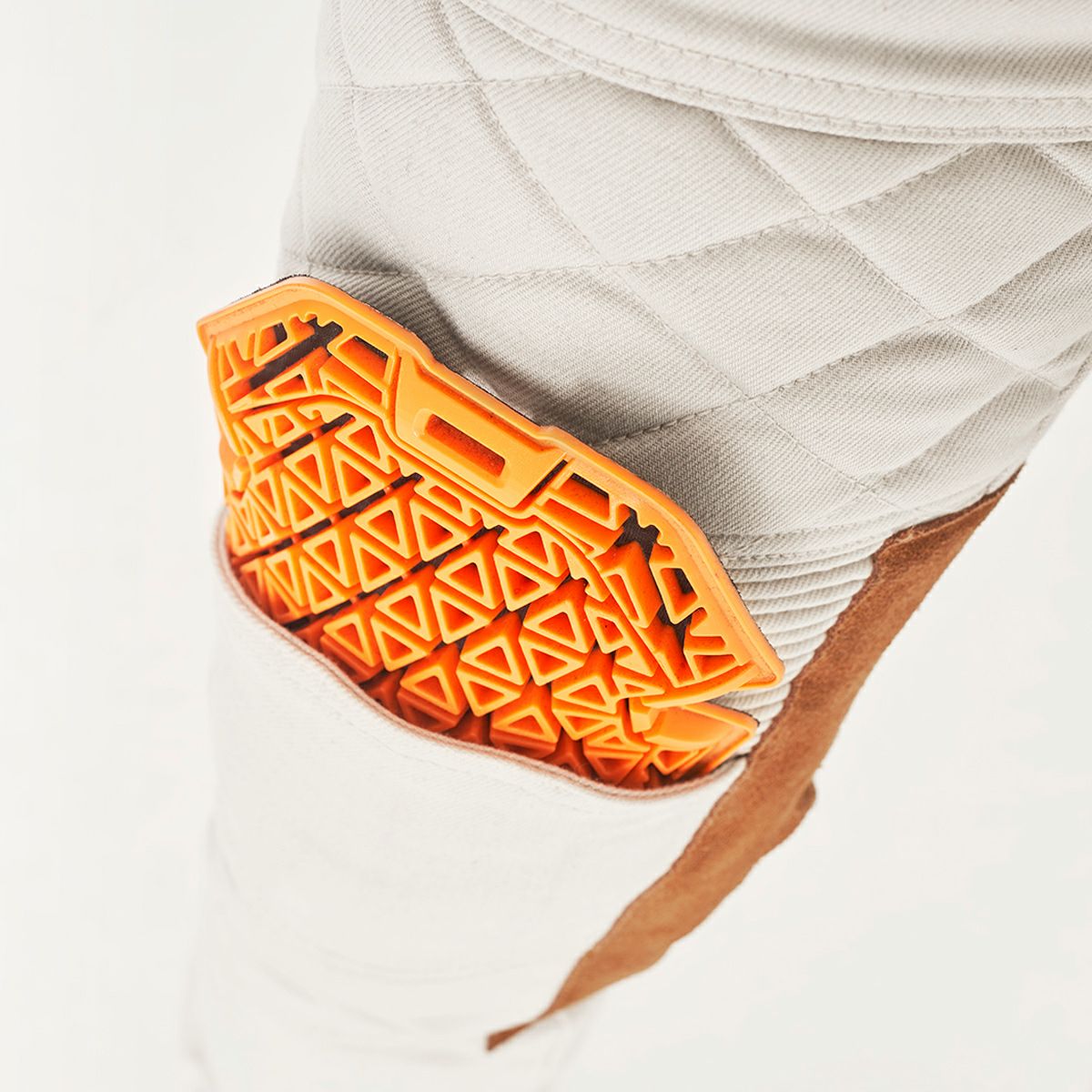 Fuel Motorcycles｜ウーマン サージェント コロニアル｜その他パンツ｜ホワイト｜着用