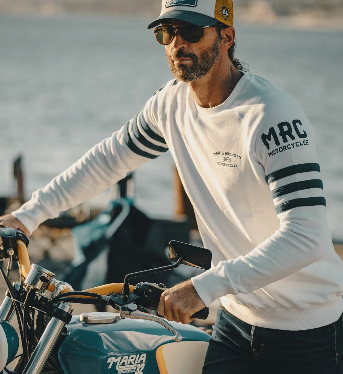 Maria Riding Company｜スペーズ ウィンター スウェットシャツ ホワイト｜スウェット｜ホワイト｜モデル着用