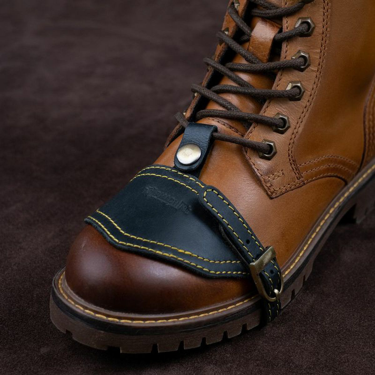 Trip Machine｜ブーツ ダービー｜ブーツタイプ｜ヴィンテージタン｜モデル着用