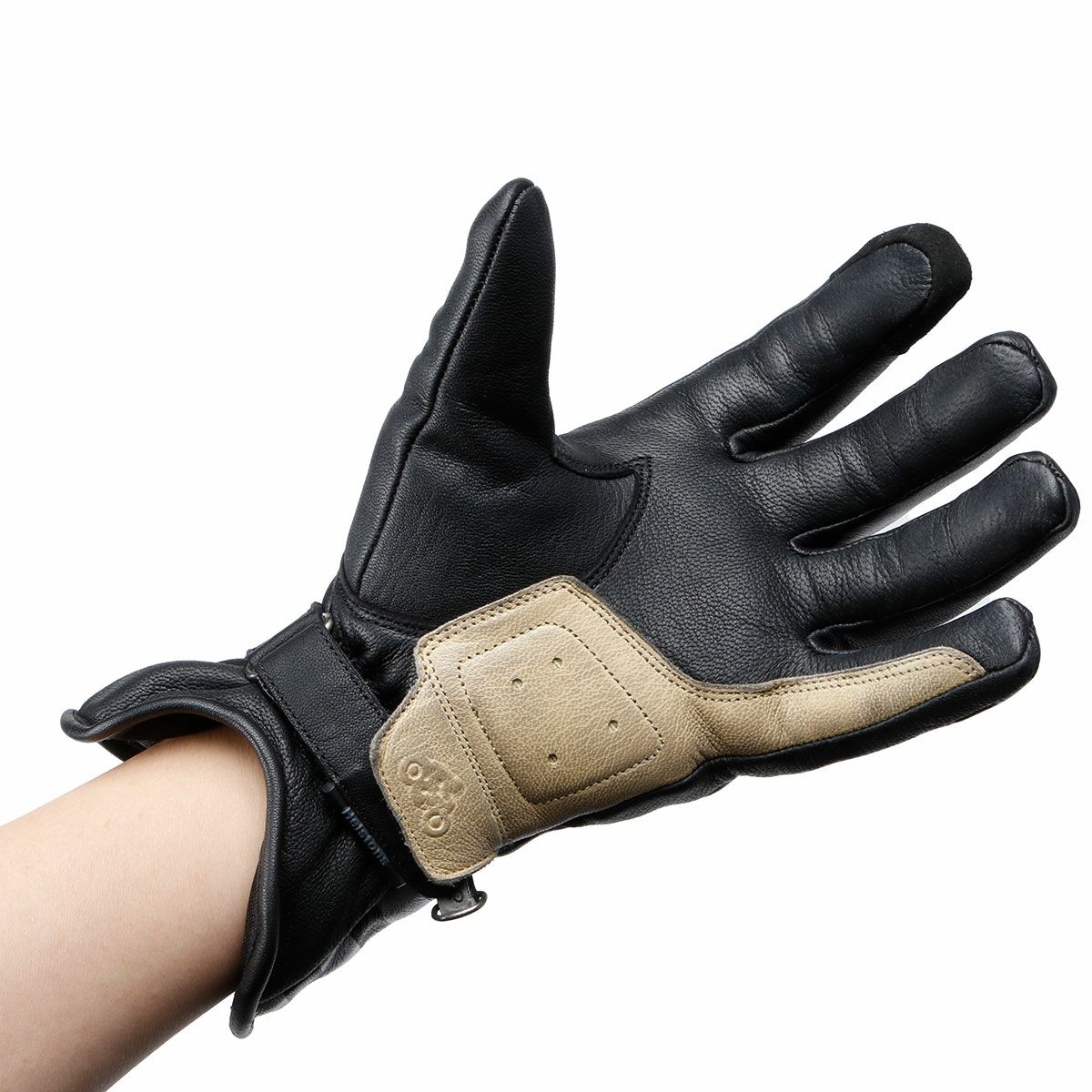 helstons｜スティーブ ウィンターグローブ｜ウィンター｜ブラック｜モデル着用