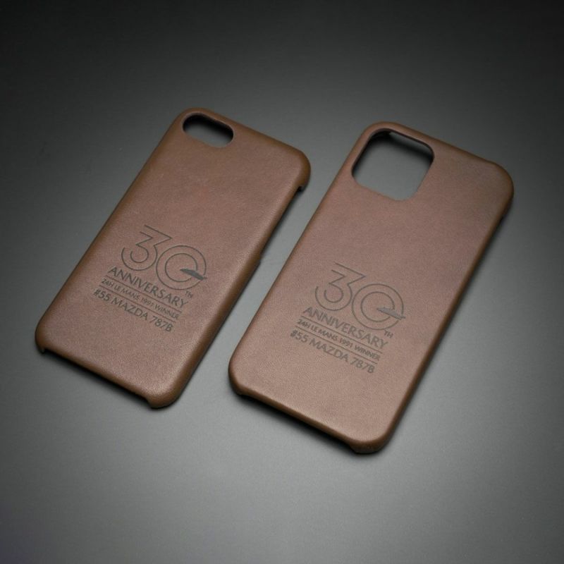 MZRacing｜ルマン30th Anniv. レザーiPhoneケース｜その他雑貨｜ブラウン