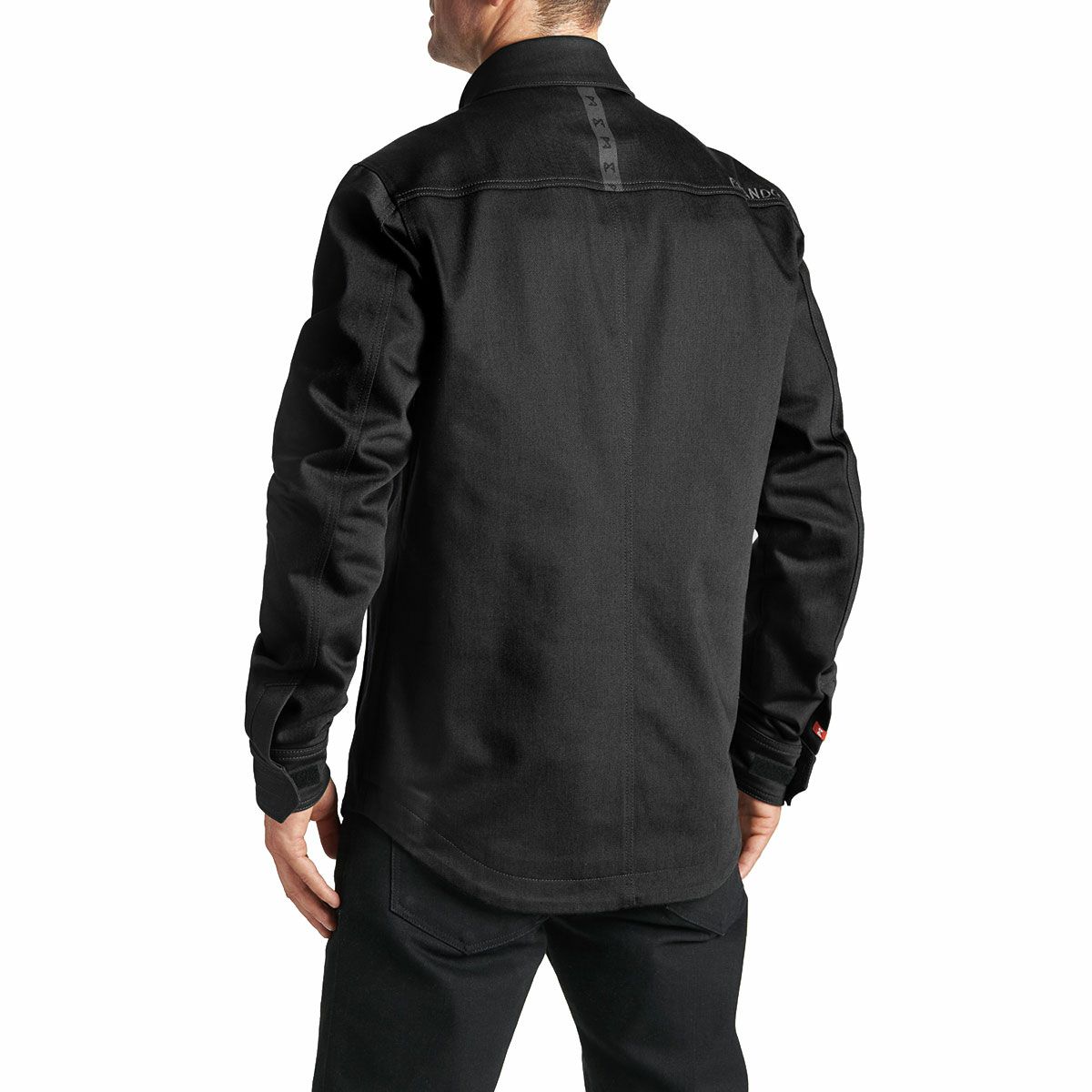 PANDO MOTO｜カポ コア 03｜ファブリック｜ブラック｜モデル着用