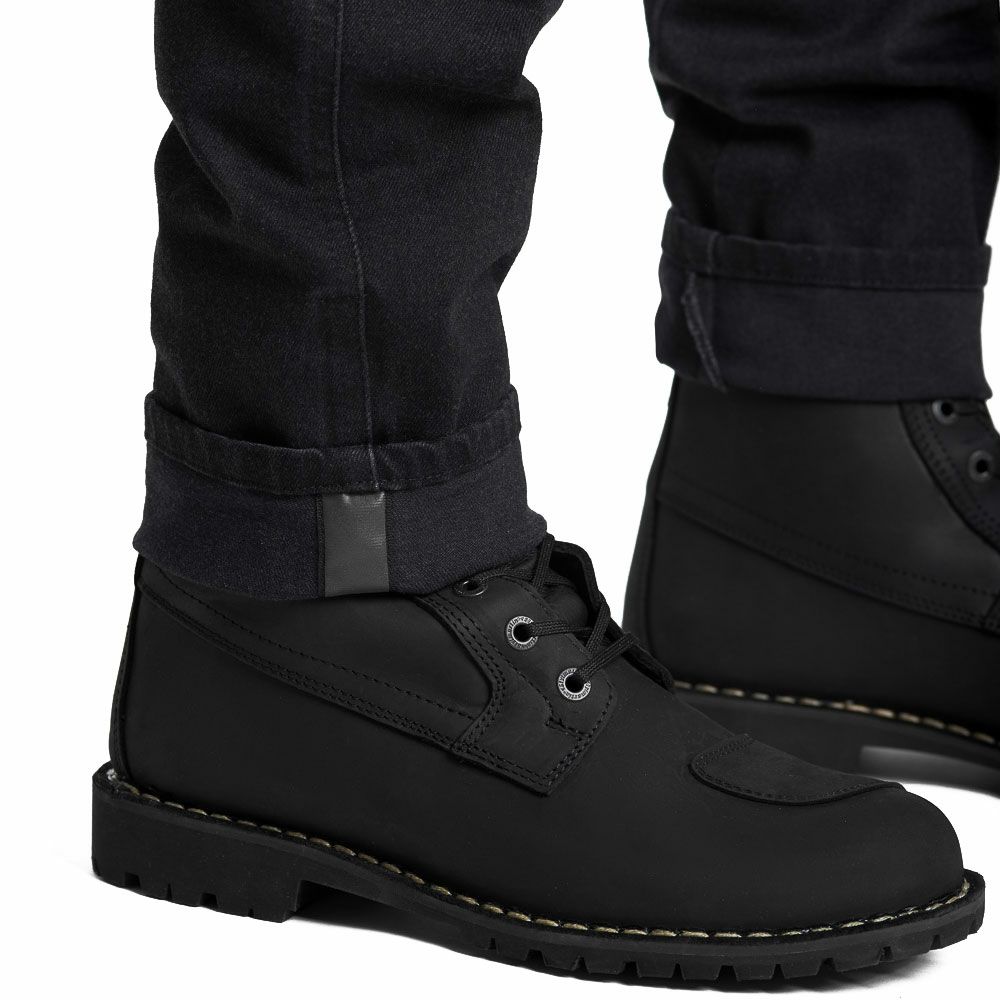 PANDO MOTO｜ボス DYN 01｜デニム｜ブラック｜モデル着用