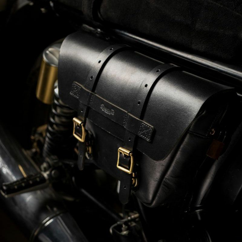 Trip Machine｜ウィングマン サイド パネル｜サイドバッグ｜ブラックTrip Machine｜ウィングマン サイド パネル｜サイドバッグ｜ブラック｜使用イメージ