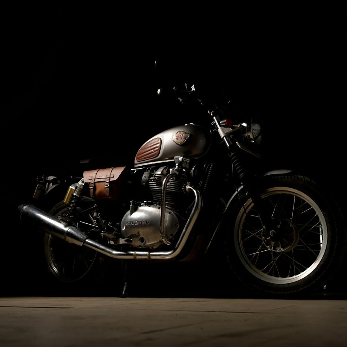 Trip Machine｜ウィングマン サイド パネル （左右ペア）｜サイドバッグ｜ヴィンテージタン｜使用イメージ