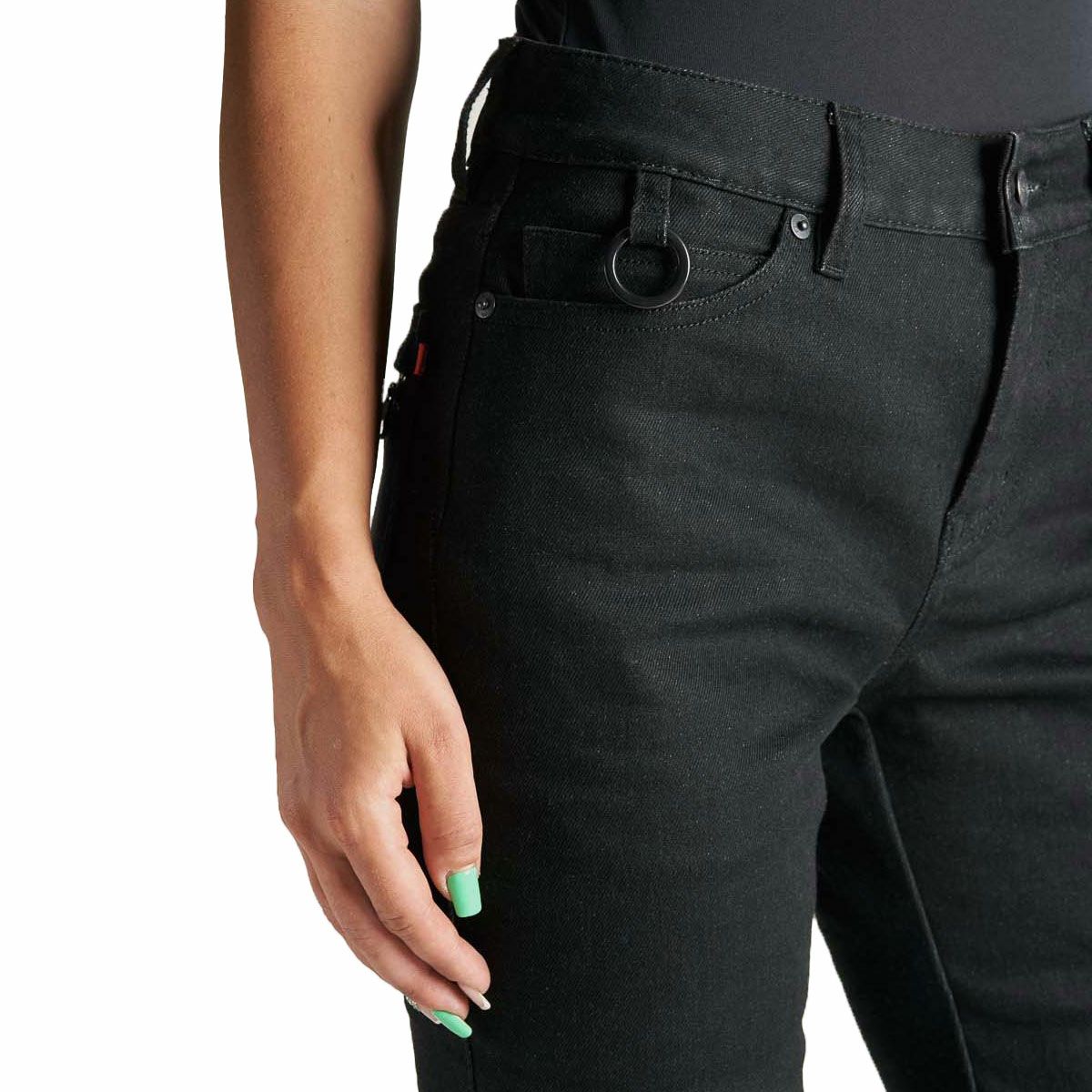 PANDO MOTO｜キッサキ Arm 01｜デニム｜モデル着用