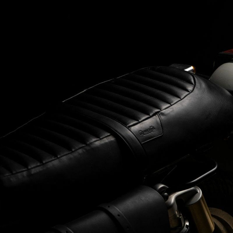 ロイヤルエンフィールド純正GT650用ツーリングデュアルシート ロイヤルエンフィールド純正GT650用ツーリングデュアルシート