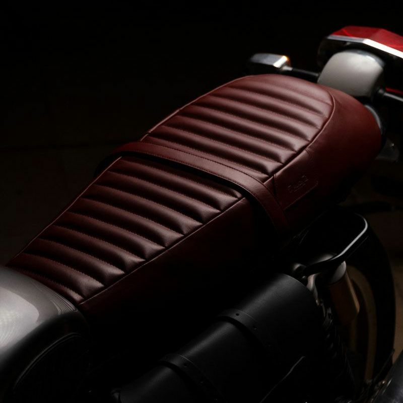Trip Machine｜ツーリング シート for ロイヤル・エンフィールド インターセプター650 / GT650｜その他雑貨｜チェリーレッド