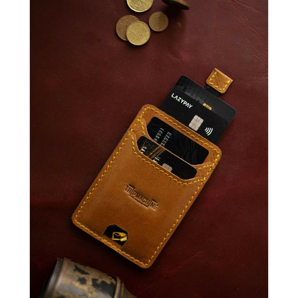 Trip Machine｜ウィバーグ カードホルダー ウォレット｜財布｜ヴィンテージタン｜使用イメージ