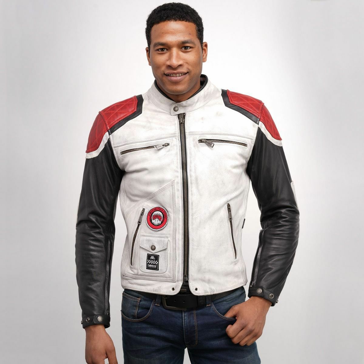 helstons｜トラッカー レザー ジャケット｜ホワイト×ブラック×レッド｜モデル着用