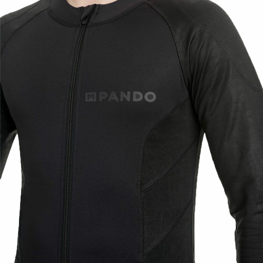PANDO MOTO｜シェル UH 03｜アンダーウェア｜ブラック｜モデル着用