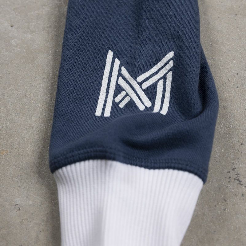 Maria Riding Company｜ブラーヴァ ウーマン スウェットシャツ｜ネイビーブルー