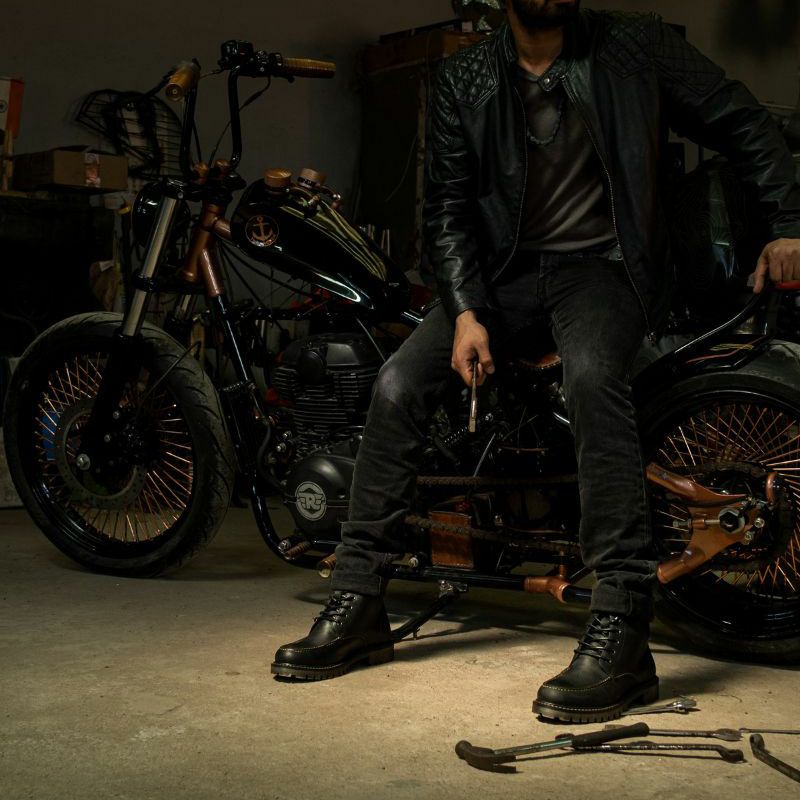 Trip Machine｜ブーツ モックトゥー｜ブーツタイプ｜ブラック｜モデル着用