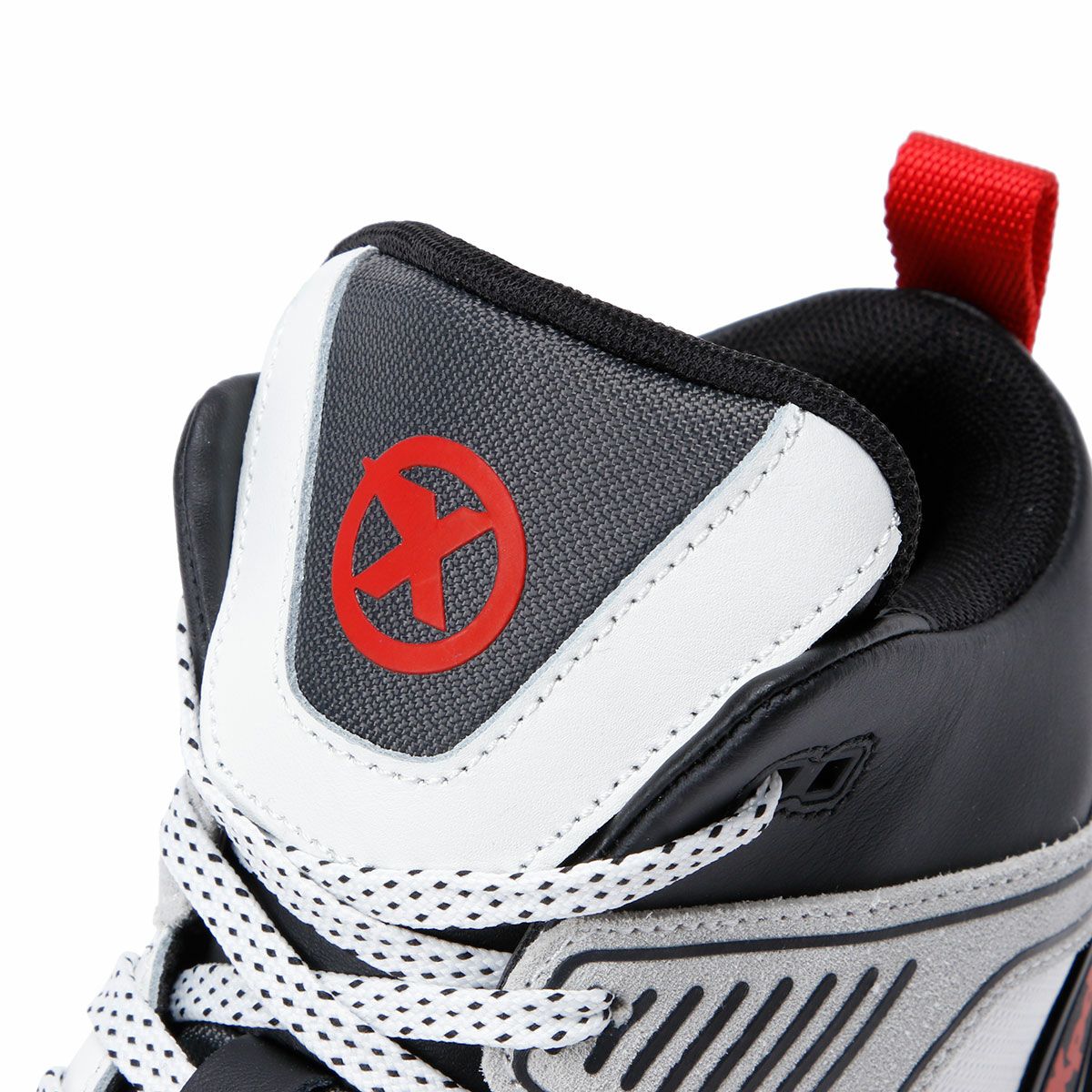 XPD｜モト1 スニーカー｜スニーカータイプ｜ブラック×ホワイト