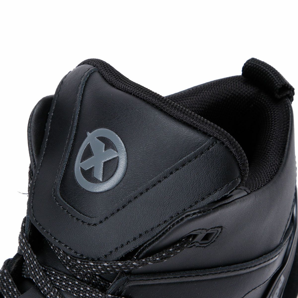 XPD｜モト1 レザー レディ｜スニーカータイプ｜ブラック