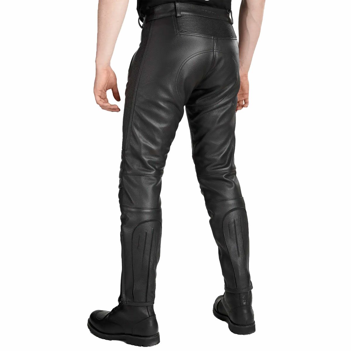 PANDO MOTO｜カタナ スリム｜レザー｜ブラック｜モデル着用