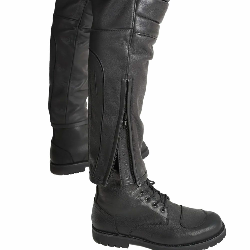 PANDO MOTO｜カタナ スリム｜レザー｜ブラック｜モデル着用