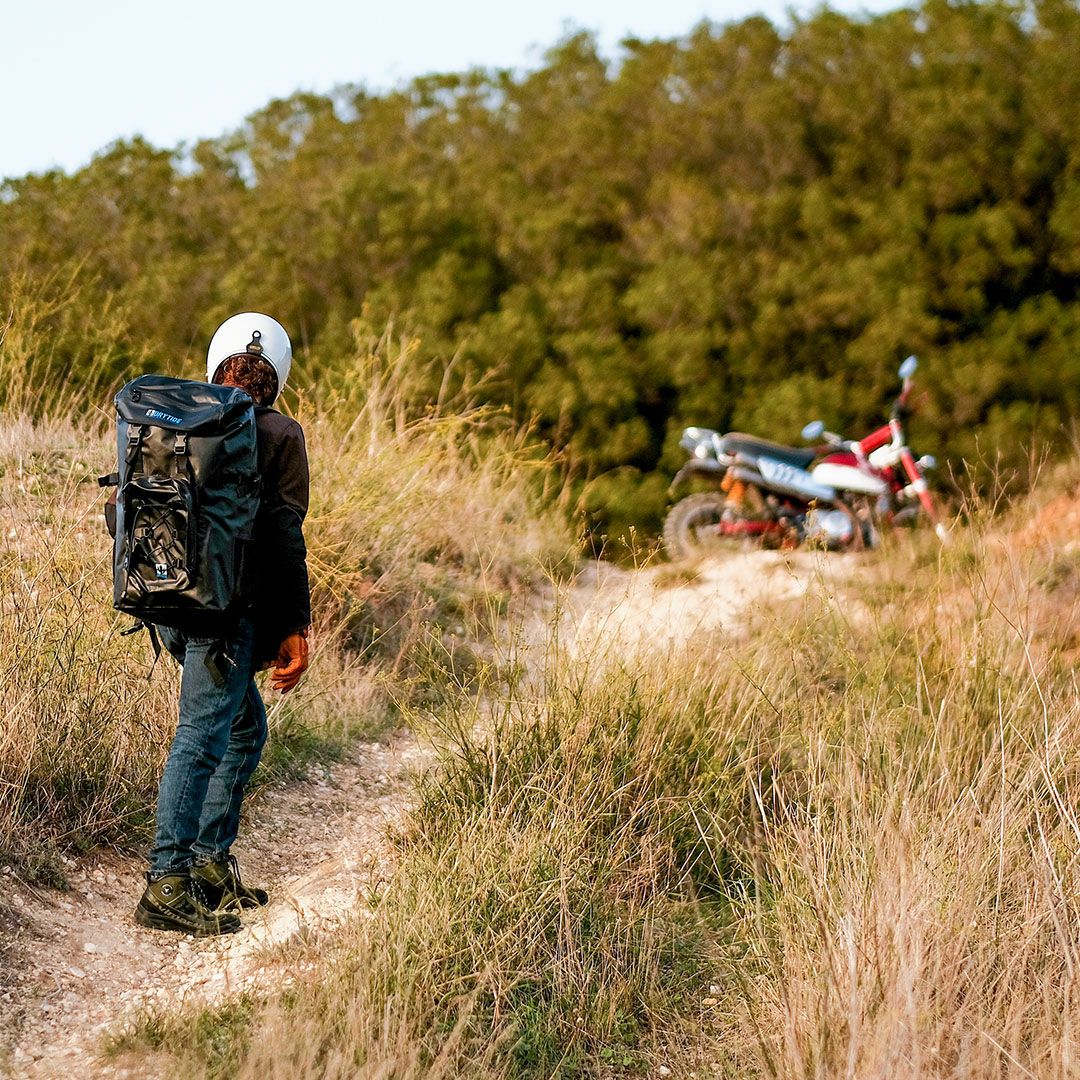 Stylmartin｜ヴェルティゴ エアー｜スニーカータイプ｜マッド｜モデル着用