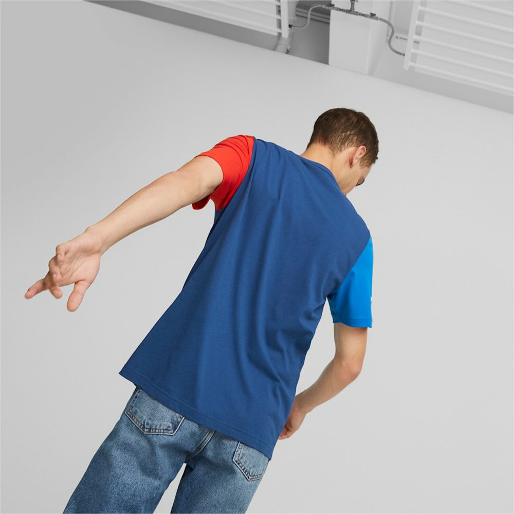 BMW PUMA｜BMW MMS ESS ロゴ Tシャツ｜ダークブルー｜モデル着用