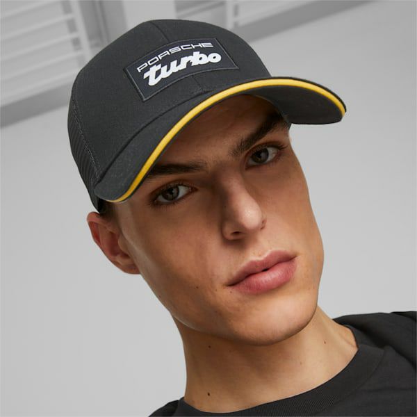 PORSCHE｜ポルシェ レガシー トラッカー キャップ｜帽子｜ブラック｜モデル着用