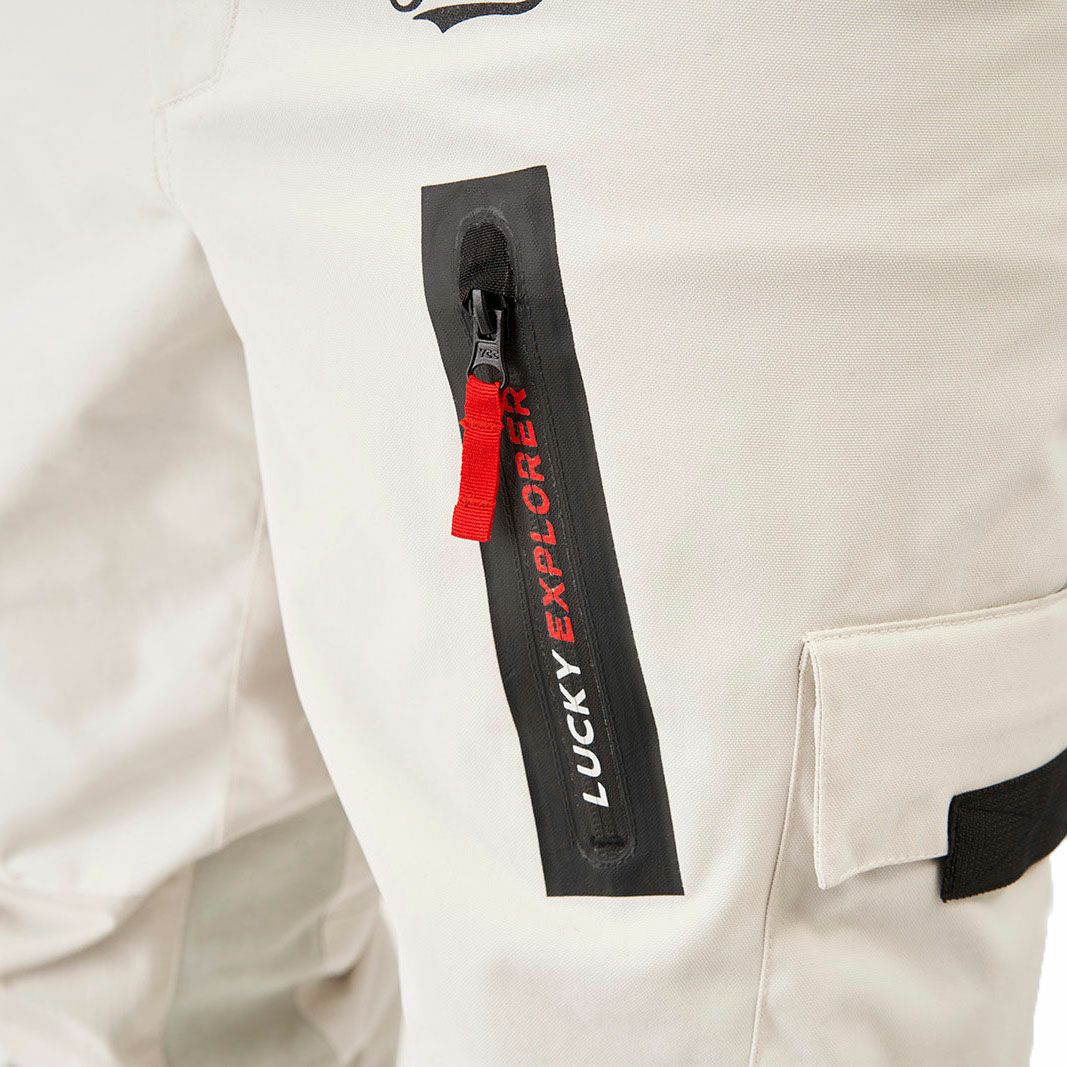 Fuel Motorcycles｜アストレイル パンツ｜その他パンツ｜ラッキーエクスプローラー｜着用