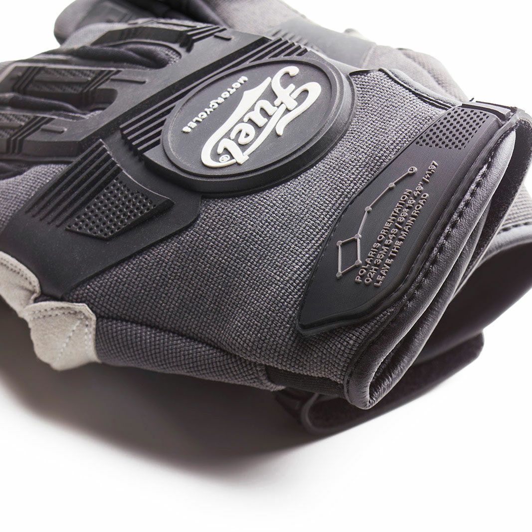 Fuel Motorcycles｜アストレイル グローブ｜3シーズン｜ダークグレー