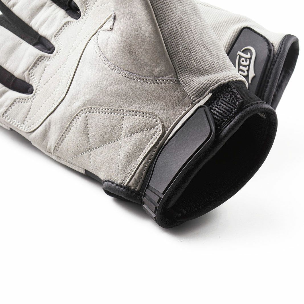 Fuel Motorcycles｜アストレイル グローブ｜3シーズン｜ラッキーエクスプローラー