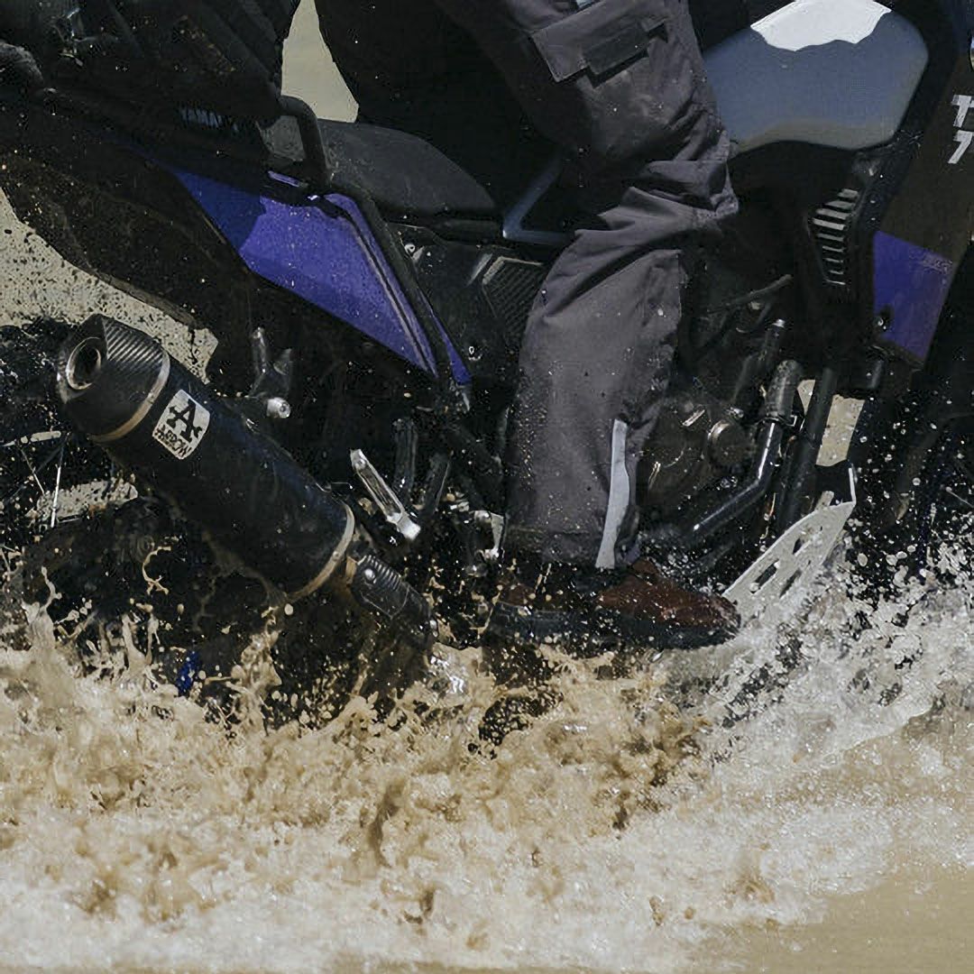 Fuel Motorcycles｜ラリー レイド ブーツ｜ブーツタイプ｜ブラウン｜モデル着用