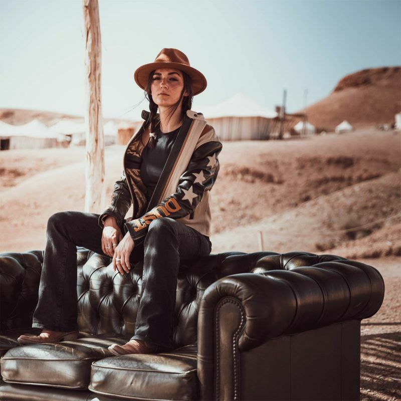 WILDUST｜スター ＆ ストライプ レザー ジャケット｜レザー｜カーキ｜モデル着用