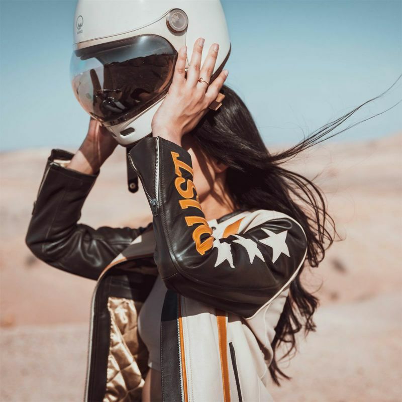 WILDUST｜スター ＆ ストライプ レザー ジャケット｜レザー｜カーキ｜モデル着用