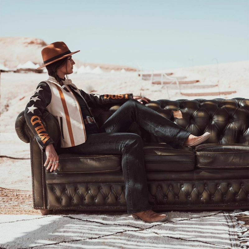 WILDUST｜スター ＆ ストライプ レザー ジャケット｜レザー｜カーキ｜モデル着用