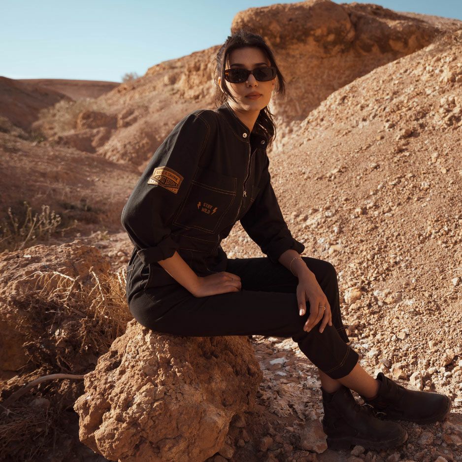 WILDUST｜アビエーター オーバーオール｜ブラック｜モデル着用