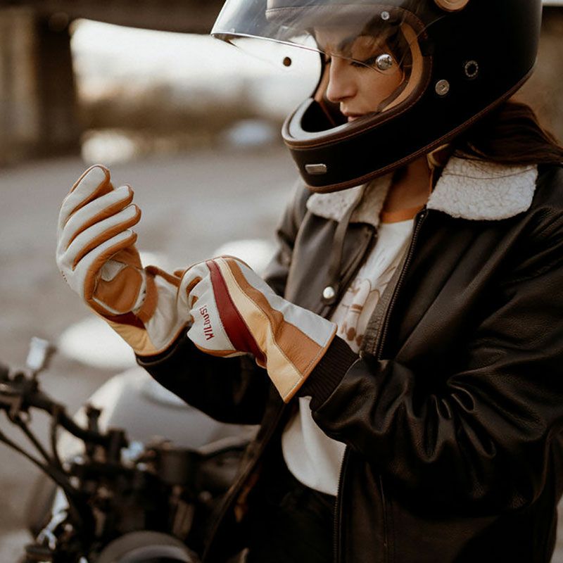 WILDUST｜モーターサイクル グローブ｜3シーズン｜ホワイト｜モデル着用